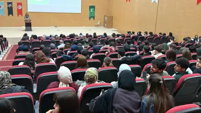 Gençlerin geleceğini tehdit eden tuzaklara karşı Bayburt'ta seferberlik: Bilinçli nesiller için kritik uyarılar
