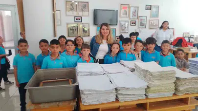 Çöp değil hazine: Minik öğrenciler atıklardan kağıt üretmeyi öğrendi