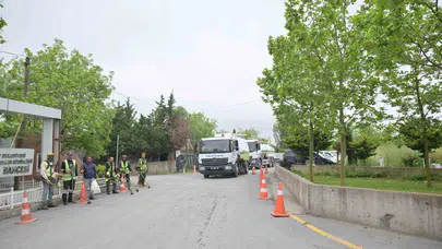 Gülbahçe Mezarlığı'nda gergin anlar: İBB ekipleri ilçe belediyesinin temizlik çalışmasına izin vermedi
