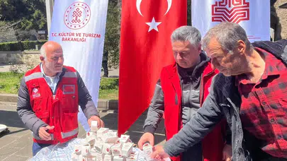 Sinop’ta manevi atmosfer: Vakıf Haftası’na özel anlamlı ikram