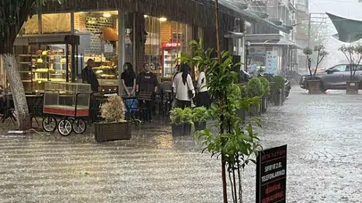 İncirliova’da bayram bereketi sele dönüştü: Esnaf ve vatandaşlar zor anlar yaşadı