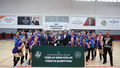 Zirveye ambargo koydular: Kepez’in genç kızları Türkiye’nin gururu oldu