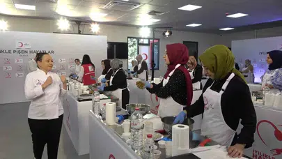 Mutfakta umut yeşerten buluşma: Depremzede kadınlar Bursa’da profesyonel şeflerle bir araya geldi
