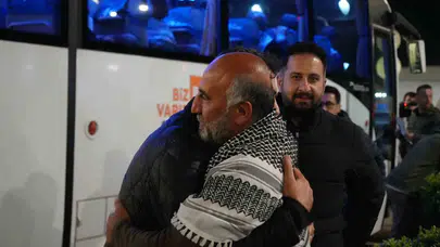 Gazze yolunda İsrail engeline takılmışlardı: Sumud Filosu aktivistleri İstanbul’a döndü