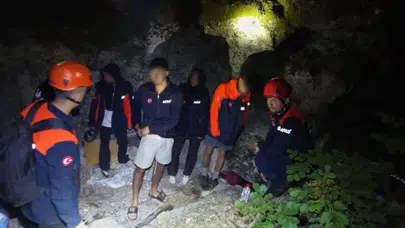 İzmir'de korku dolu bekleyiş mutlu bitti: Kayıp 4 genç ormanda bulundu