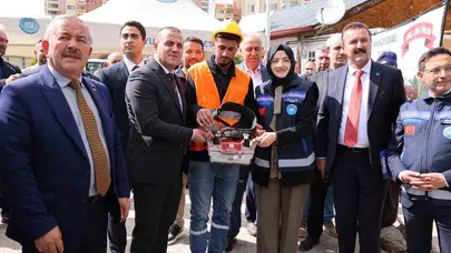 Akyurt’ta sosyal yaşamın merkezi olacak dev tesis için ilk harç döküldü