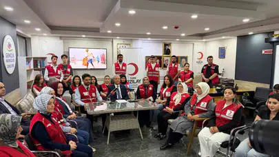 Kayseri'de tartışmalı paylaşım sonrası geri adım: Kızılay Başkanı Beydilli'den kadınlardan özür
