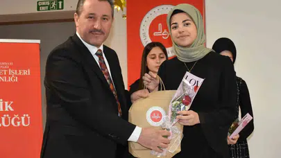 Bilecik'te medeniyetin izleri sahnede hayat buldu: Gençler İslam coğrafyasının kalbine yolculuğa çıkardı