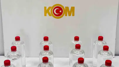 Samsun’da zehir tacirlerine geçit yok: Baskın yapılan iş yerinden kaçak alkol fışkırdı