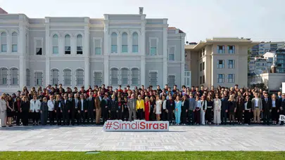 Dünya devlerinin kapıları Türk gençlerine açıldı: 372 öğrenci bin 448 kabulle tarih yazdı