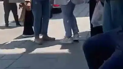 Üsküdar'da protesto eylemi: Vatandaşı tehdit eden kadının sözleri pes dedirtti