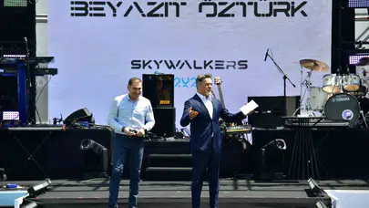 Dünya havacılığının zirvesinde dev buluşma: İGA’da 12 bin kişilik dev kadro moral depoladı