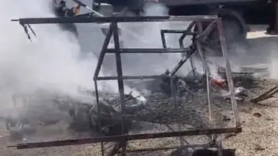 Osmaniye'de korkutan yangın: Park halindeki araç küle döndü