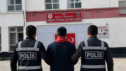 Kırşehir'de 20 yıllık firar sona erdi: Hırsızlık suçlusu kıskıvrak yakalandı