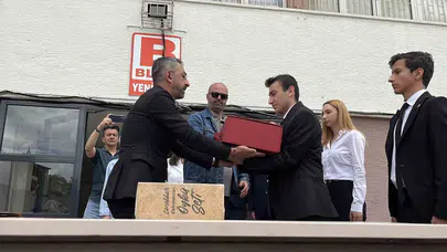 Çanakkale’den Konya’ya onur yolculuğu: Şehitlerin emaneti artık tarihi lisede dalgalanacak