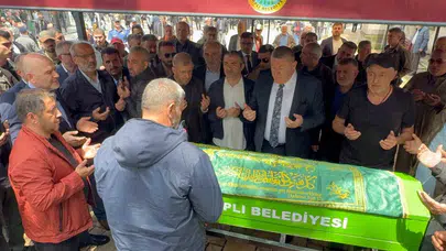 Siyaset dünyasını yasa boğan veda: Emine Çift dualarla uğurlandı