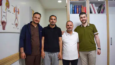 7 kez ameliyat oldu, sonuç alamadı: Çareyi yanak dokusunda buldu
