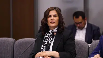 Yerel yönetimlerde kadın imzası: Aydın'ın gururu Özlem Çerçioğlu zirveyi zorluyor
