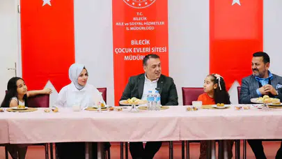Vali Sözer’den bayram mesaisi: Çocukların neşesi oldu, sağlıkçıların emeğini unutmadı