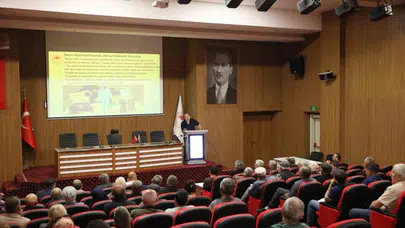 Tarlada bilinçli dönem: Menteşeli çiftçilere zirai ilaçlama eğitimi