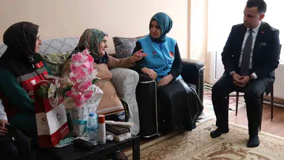 Erzurum’da bayram sevinci yaşlıların evine taşındı: Devletin şefkat eli yalnız bırakmadı