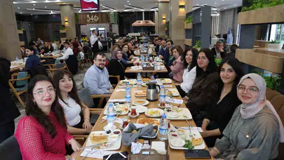 Sivaslı eczacılar meslek günlerinde buluştu: Birlik mesajı verdiler