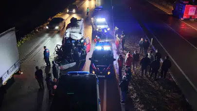 Ekmeğinin peşindeki işçiler yollarını şaşırdı: Mevsimlik tarım işçilerini taşıyan araçta can pazarı