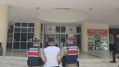 27 yılın hesabını jandarma sordu: Aranan firari Karaköprü’de kıskıvrak yakalandı