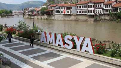 Taşkın korkusu yerini güneşli günlere bıraktı: Yeşilırmak’ta sular çekilince Amasyalılar derin bir nefes aldı