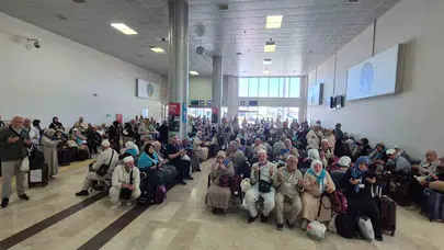 Samsun’da kutsal topraklara yolculuk heyecanı: Binlerce hacı adayı dualarla uğurlanıyor