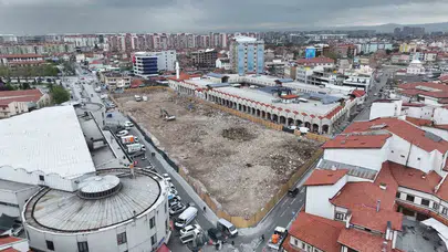 Konya’nın kalbinde tarihi dokunuş: Peynir Pazarı’nda dönüşüm için ilk adım atıldı