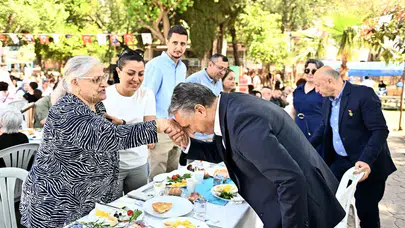 Evlat acısını vatan sevgisiyle harmanlayanlar: Antalya'da şehit ve gazi anneleri unutulmadı