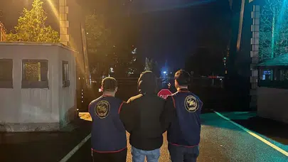 Diyarbakır'da Jandarma'dan şafak operasyonu: 125 firari kıskıvrak yakalandı
