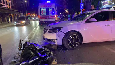 Eskişehir'de gece yarısı paniği: Akaryakıt istasyonundan çıkan otomobil motosikleti biçti