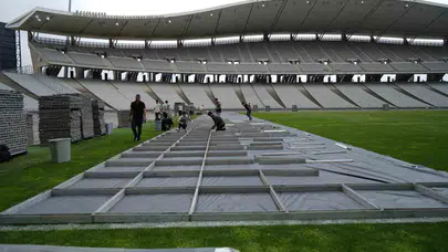 Kanye West’in İstanbul’daki 100 bin kişilik konserine "Travis Scott" sürprizi