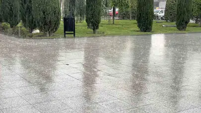 Çorum’da gökyüzü karardı: Meteorolojiden kritik sel ve dolu uyarısı geldi