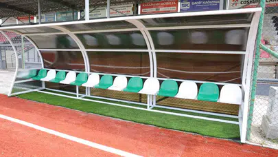 Alaca’da stadyum yenilendi: Gençlerin yeni spor üssü göz dolduruyor