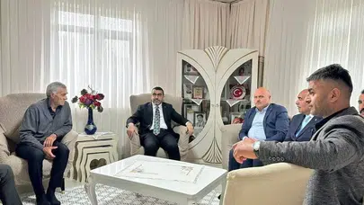 Bayram sofrasında hüzün ve gurur bir arada: Milletvekili Çalkın şehit evlerinde