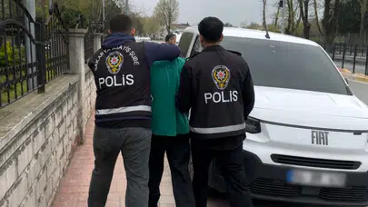 Sakarya’da emniyetin nefes kesen operasyonu: 30 yıla yakın cezası olan firariler kıskıvrak yakalandı
