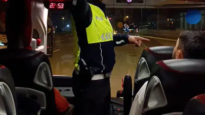 Otobüs yolculuklarında o detayı sakın atlamayın: Trafik komiserinden yolculara kritik uyarı