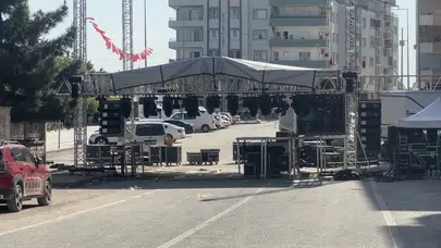 Ceylanpınar'da bayrak krizi: Bahar şöleni konseri son anda rafa kalktı