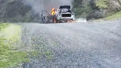 Yayla yolunda korku dolu anlar: Seyir halindeki araç bir anda alev topuna döndü
