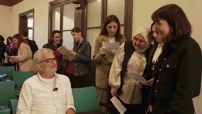 Çizgilerle gelen kahkaha: Salih Memecan sanatseverlere ilham verdi