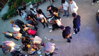 Sollama girişimi faciayla bitti: Motosikletli ve yolcusu 3 metrelik duvardan uçtu