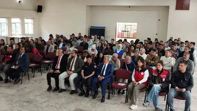 Damlayan her damla geleceğimiz demek: Hocalar’da 148 kamu görevlisine kritik eğitim