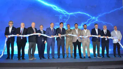 Şanlıurfa’da enerji şöleni: Topçu Meydanı teknoloji ve eğlenceyle buluştu