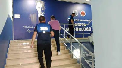 Bilecik'te "yeni nesil" dilencilik operasyonu: Kapı kapı gezip IBAN numarası dağıtıyorlar