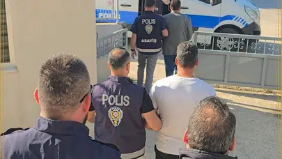 Karacabey’de şafak operasyonu: Kesinleşmiş hapis cezası olan 4 firari kıskıvrak yakalandı