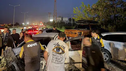 Sollama yaparken dehşeti yaşattı: Antalya'daki zincirleme kazada ortalık savaş alanına döndü