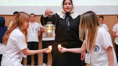Beyaz önlüklerini gururla kuşandılar: Bayburt’ta hemşirelik yolculuğu resmen başladı